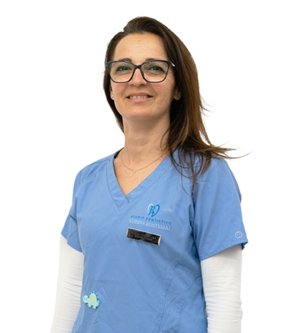 https://www.dentistagenzano.it/wp-content/uploads/2026/04/Dott.ssa-Pia-Lara-Tonti-Team-studio-dentistico-rustermaj.png